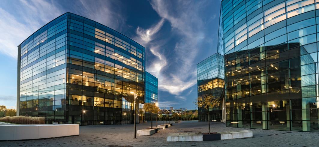 Commercial building park
